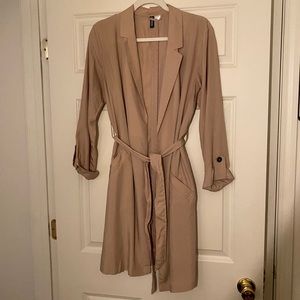 Lightweight Trench coat